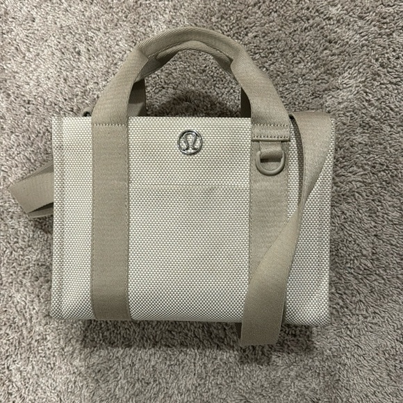 Lululemon canvas mini bag - Picture 1 of 6